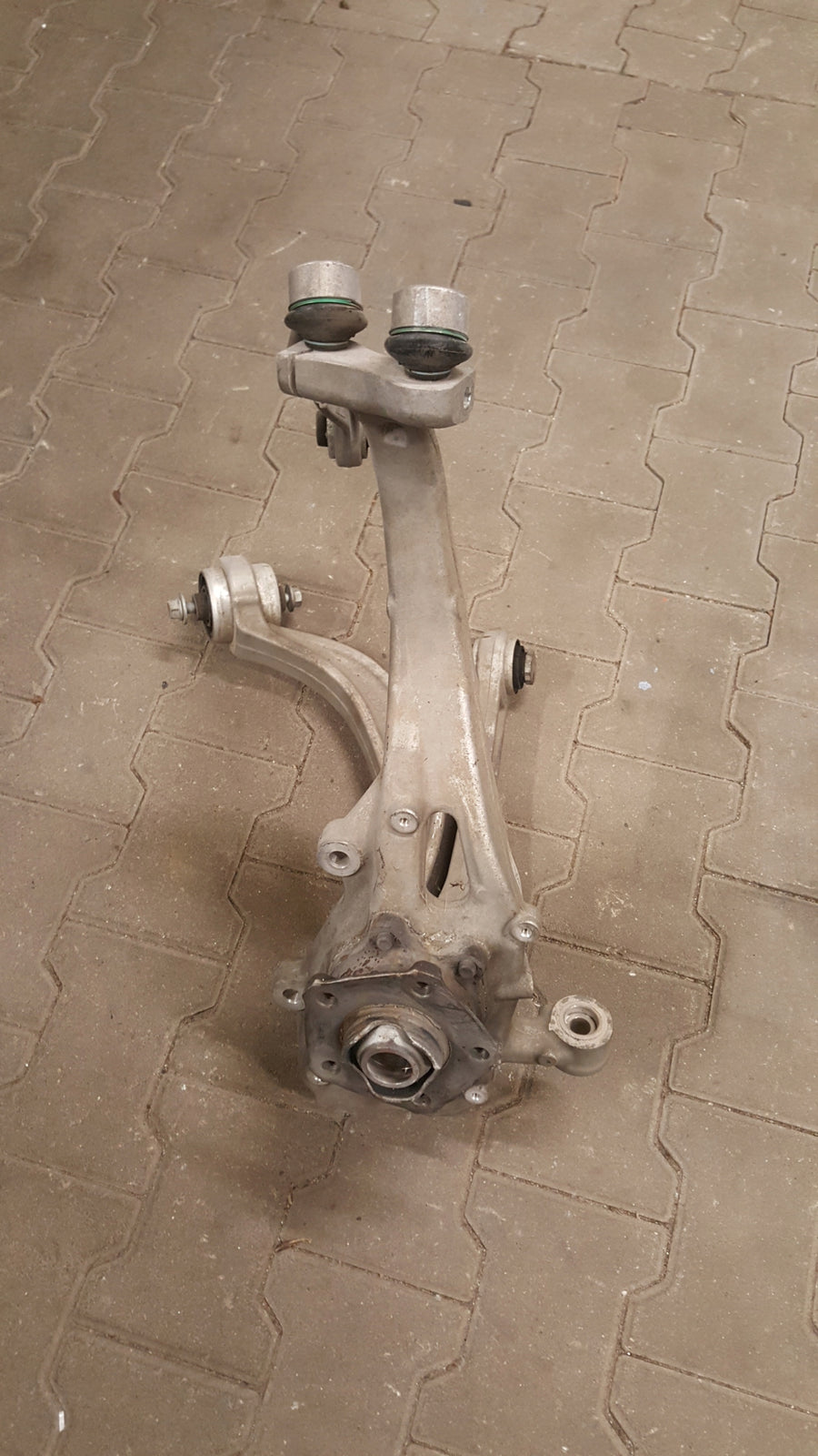 AUDI RS6 4K C8 4.0 TFSI ZWROTNICA PRAWA PRZÓD WAHACZ 4K0407560D