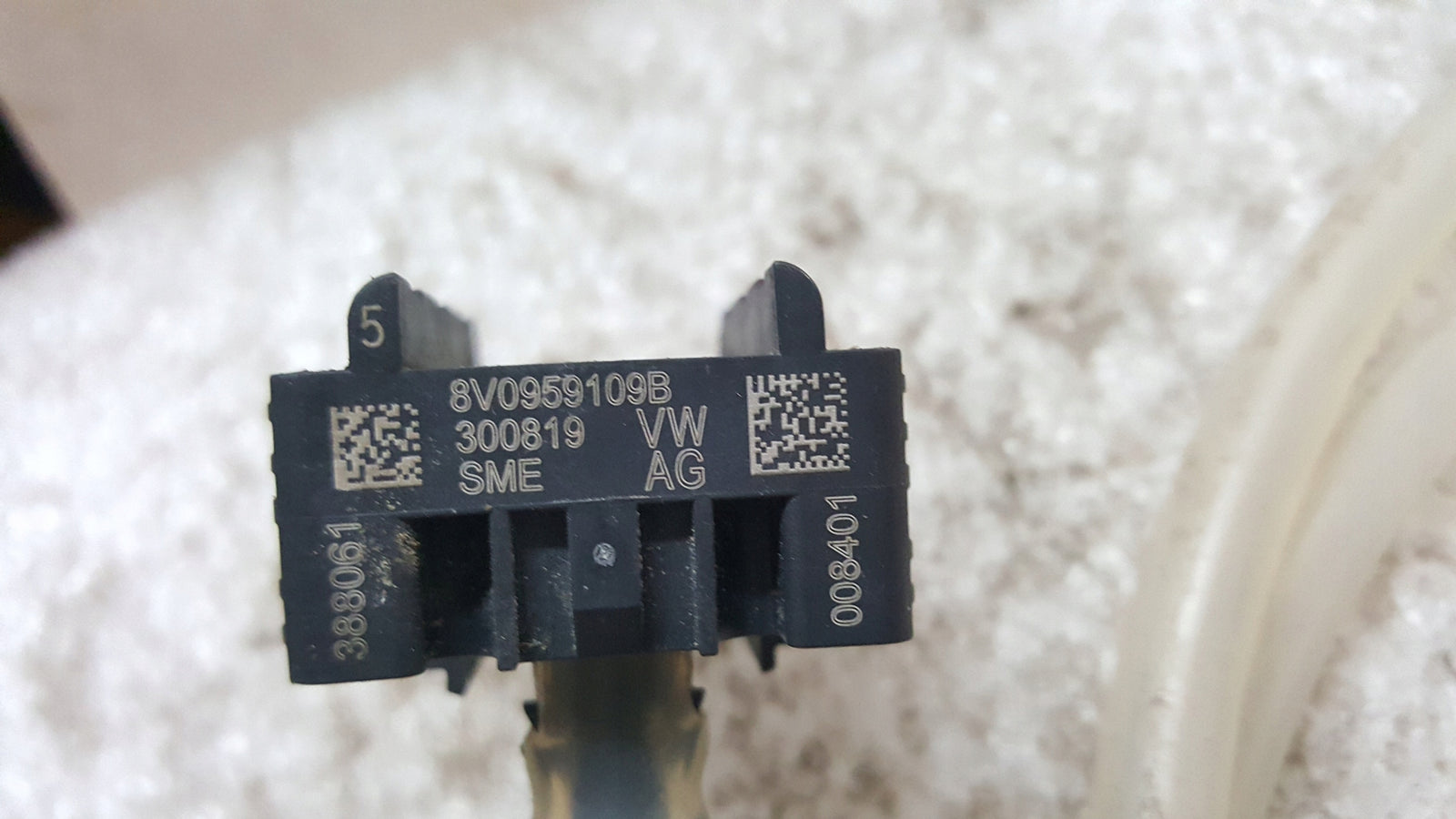 CZUJNIK OCHRONY PIESZYCH UDERZENIA AUDI A3 8V 8V0959109B