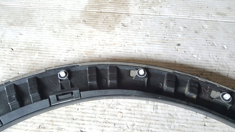 Listwa błotnika lewy tył SUBARU XV C10010067
