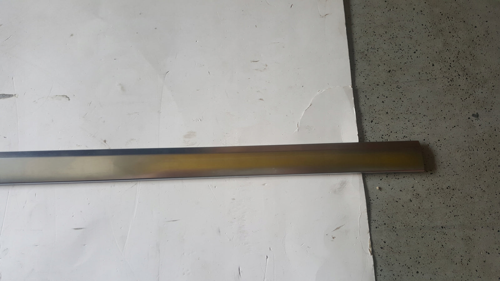 LISTWA DRZWI PRAWY PRZÓD VW MULTIVAN IV T7 7T0853054