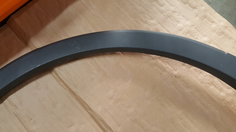 Volkswagen Tiguan 2 LISTWA błotnika tył prawa 5NA854820j