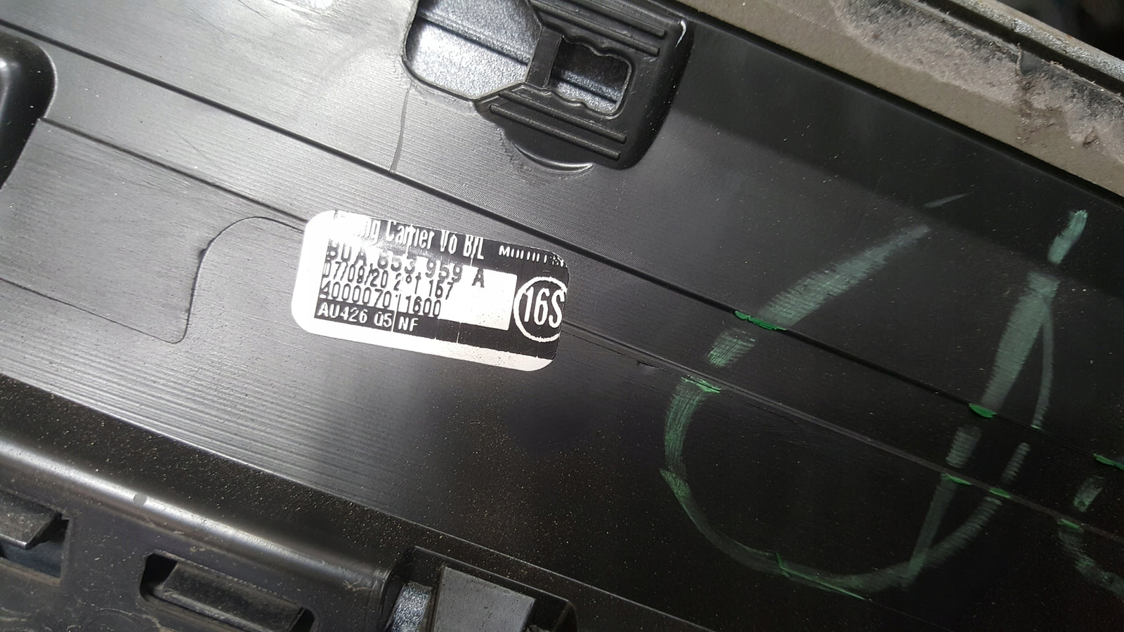 Listwa drzwi lewy przód AUDI Q5 80A853959A CARBON