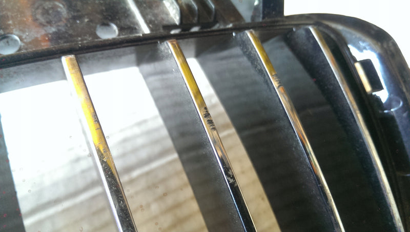 Atrapa gril nerki BMW E65 E66 7037727 demontaż