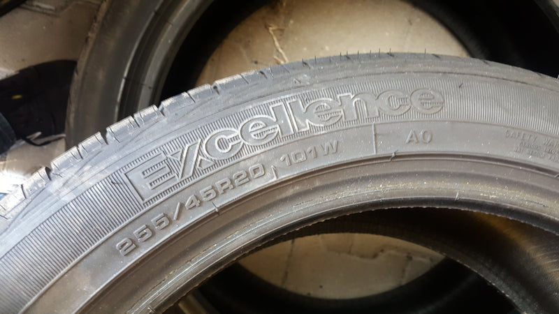 1opona 255/45/20 101W Good Year Excellence 7,8mm