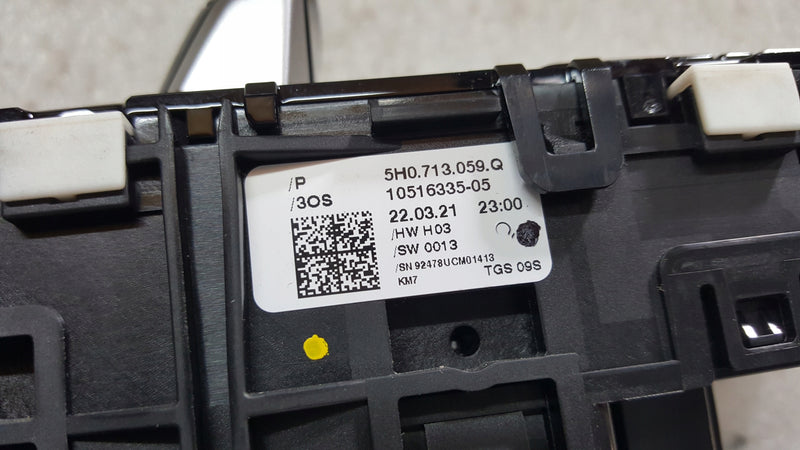 Przełącznik wybierak biegów VW GOLF 8 5H0713059Q
