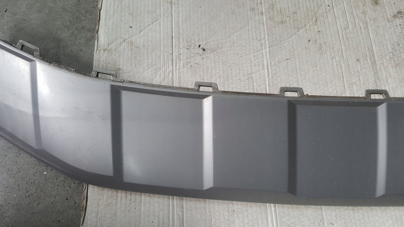 Dokładka spoiler zderzaka przedniego VW T-ROC 2GA807531A demontaż