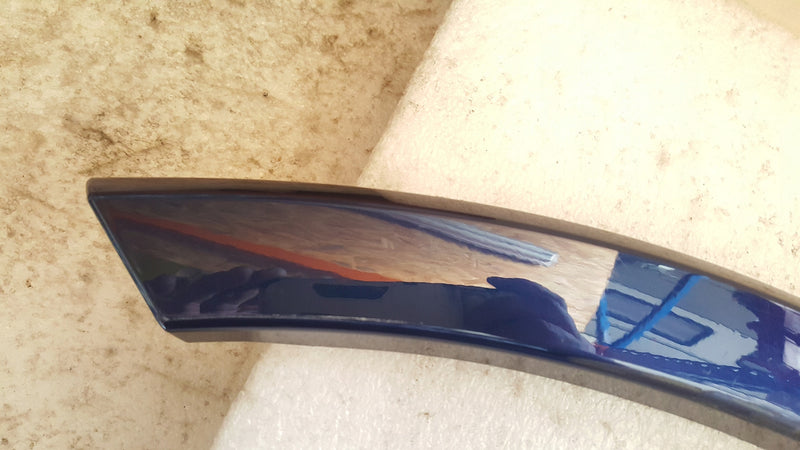 LISTWA BŁOTNIKA PRAWY PRZÓD AUDI Q7 RL967232