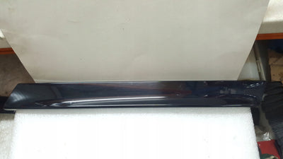 Listwa klapy bagażnika lewy tył AUDI Q3 8U0854815