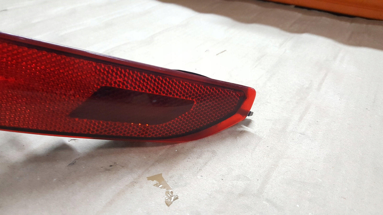 LAMPA TYLNA ZDERZAKA LEWA AUDI Q7 4M 4M0945095