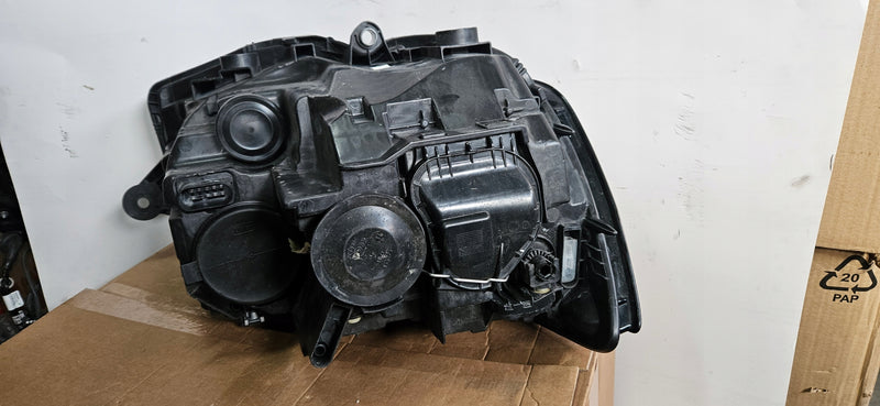 LE reflektor Vw T6 7E1941015AD 2017r IDEAŁ