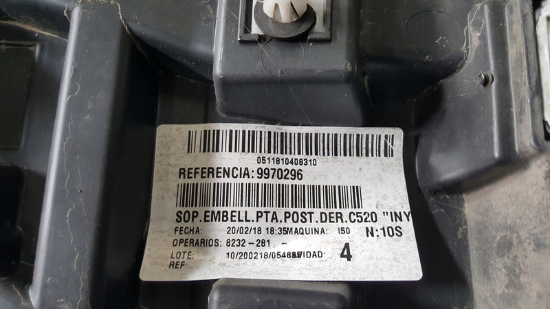 Listwa drzwi prawy tył FORD KUGA II CV4J-S24902-AGW demontaż