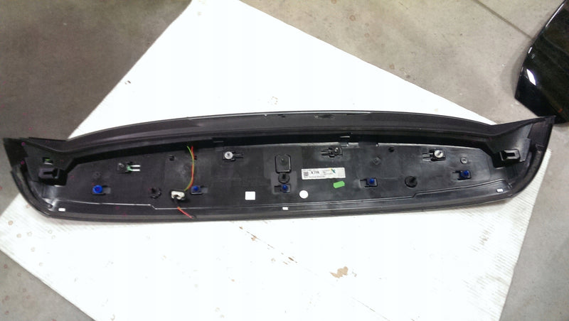 Spoiler lotka AUDI A3 S3 8V4827933B DEMONTAŻ