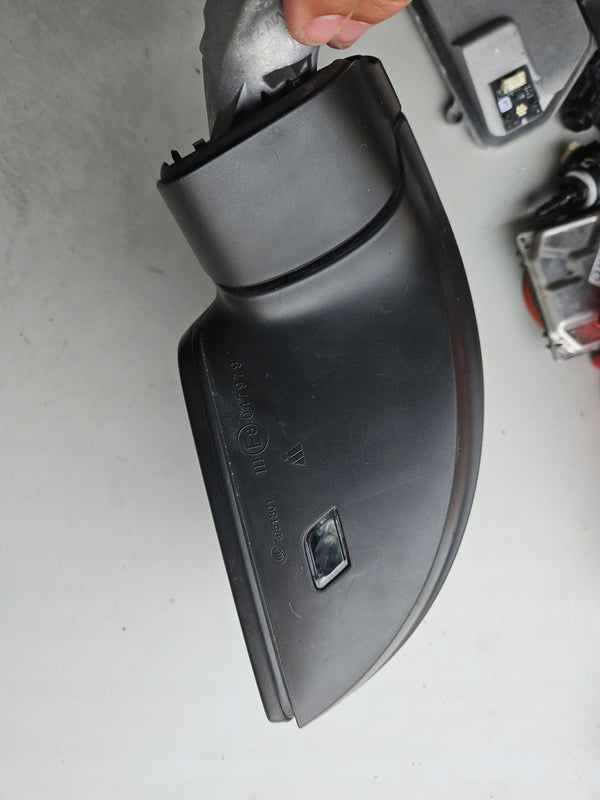 Le Lusterko zew Vw Tiguan 5NB857501 9pin ideał