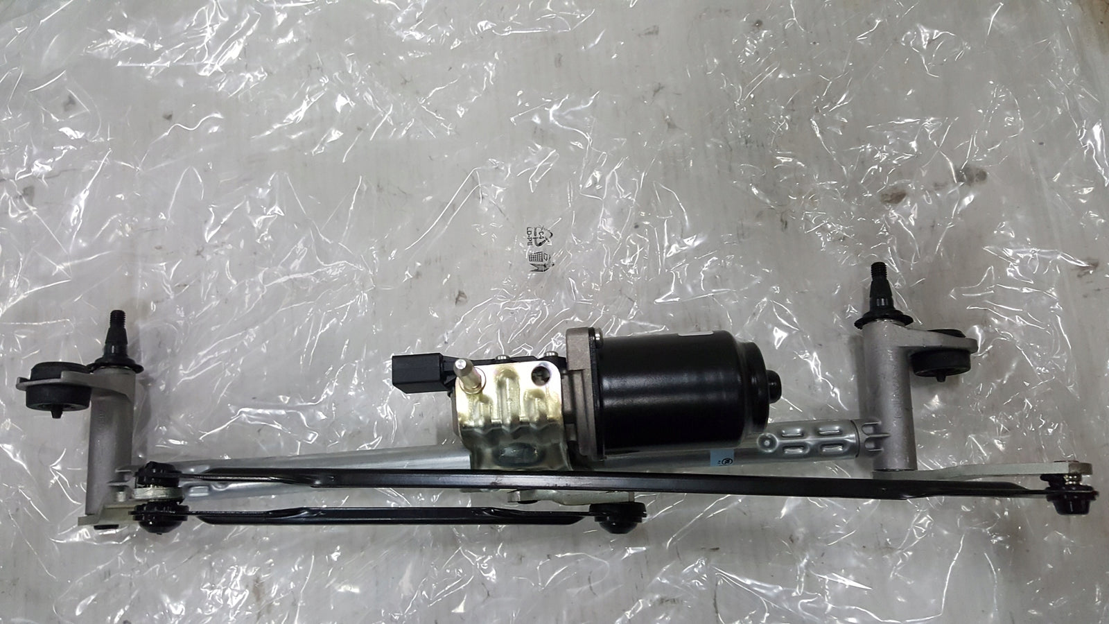 NOWY ORYGINALNY mechanizm wycieraczek SKODA RAPID 5JB955023C