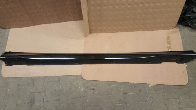 PRÓG LISTWA PROGOWA VW VOLKSWAGEN ID7 ID.7 14A853856A 2023 ->PRAWA