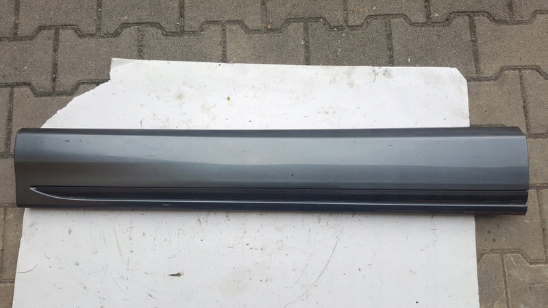 LISTWA NA DRZWI PRAWY PRZÓD AUDI Q8 4M8853960D 2018- CARBON