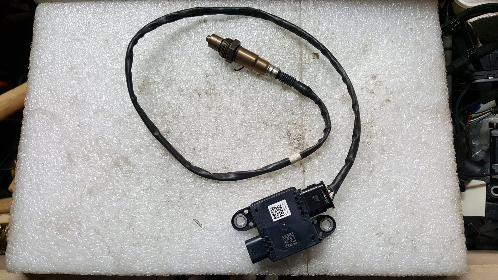 Sonda lambda czujnik NOX AUDI 80A906261D demontaż