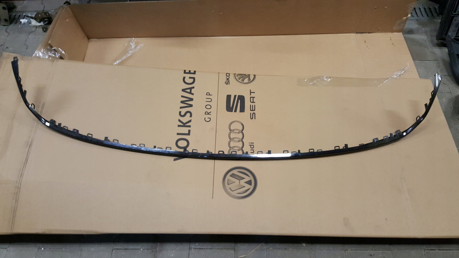 Audi Q5 II S-Line Lift 2020 - listwa zderzaka tylnego 80A853057A