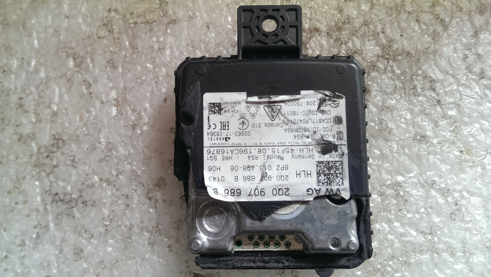 6eeb8cbbcc27642ba153f9208c2c8196