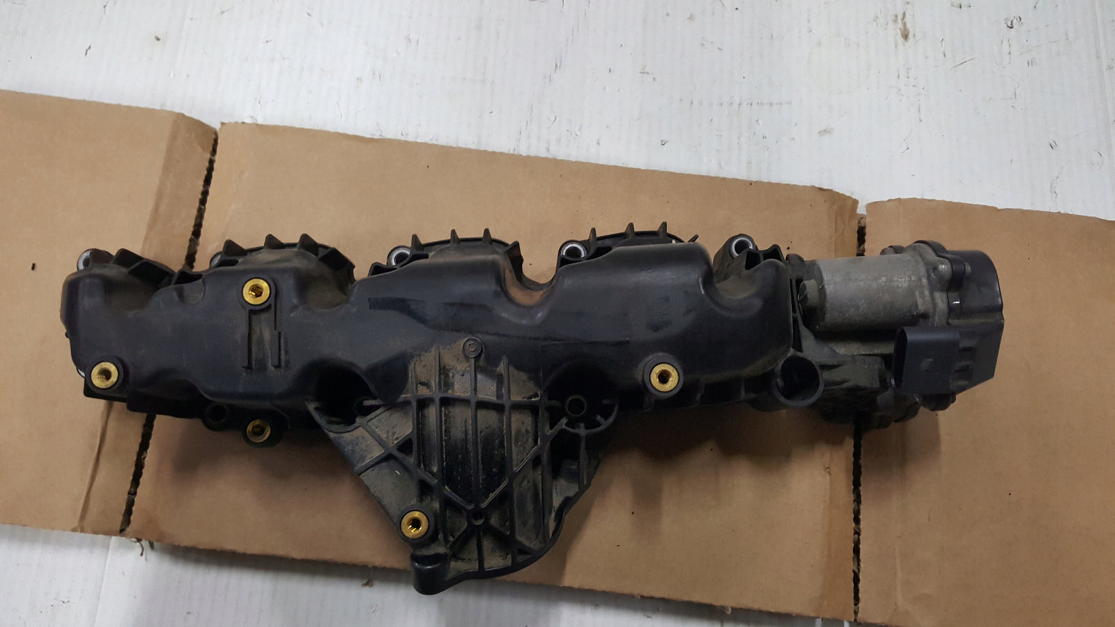 Kolektor ssący VW AUDI SEAT SKODA 2.0 TDI 03L129711AG 03L129086 V 120