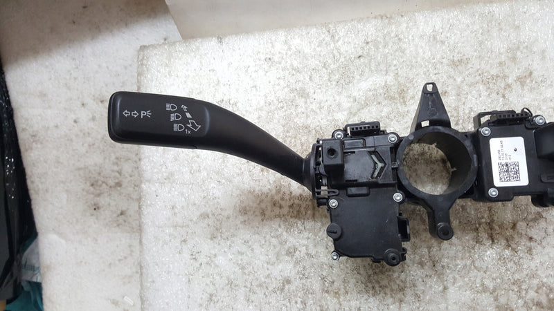 AUDI A5 A4 Q5 PRZEŁĄCZNIK ZESPOLONY MANETKI 8R0953502J