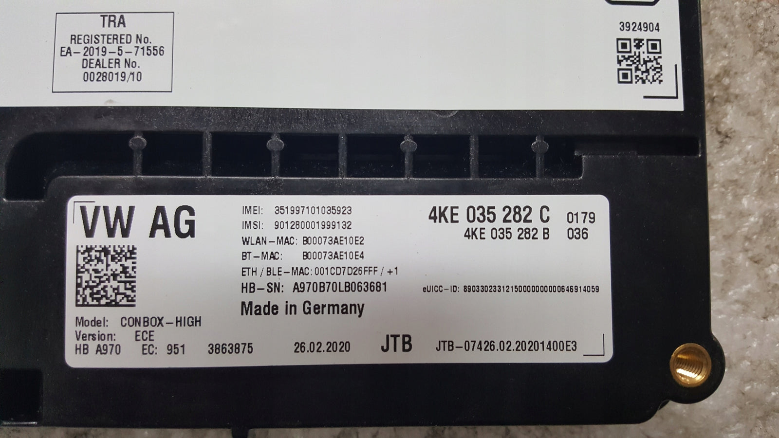 Sterownik moduł SOS-- AUDI A4 (B9) A5 RS4 RS5 4KE035282C demontaż