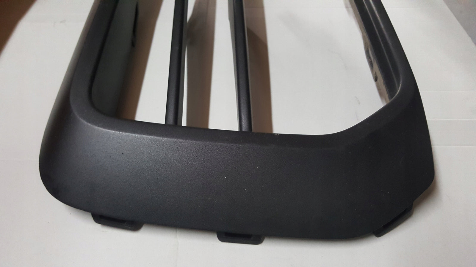 Kratka zderzaka prawy przód VW GOLF VII GTI 5G0853666P demontaż