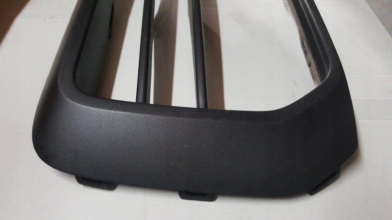Kratka zderzaka prawy przód VW GOLF VII GTI 5G0853666P demontaż