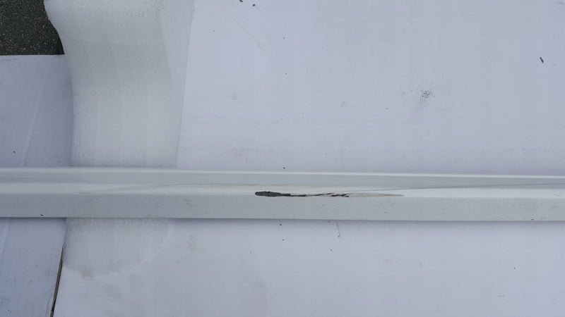 Listwa progowa prawa strona AUDI A4 (B9) 8W0853932A demontaż