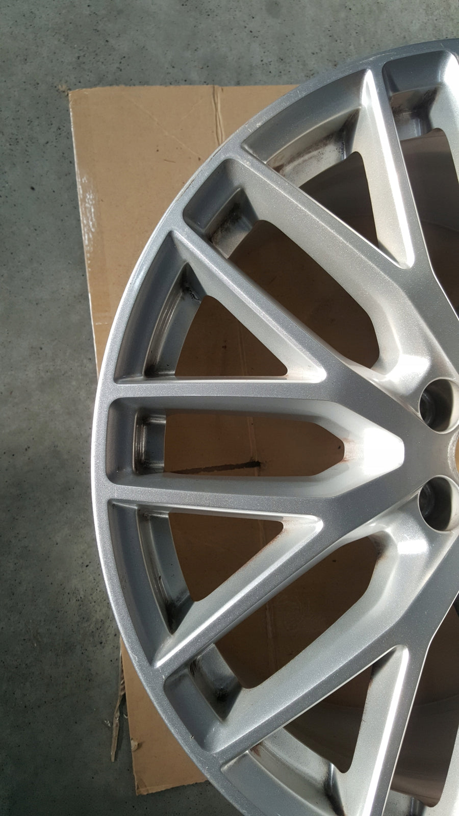 Audi Q7 4M Felga aluminiowa R20 4M0601025BJ 4M0601025Q