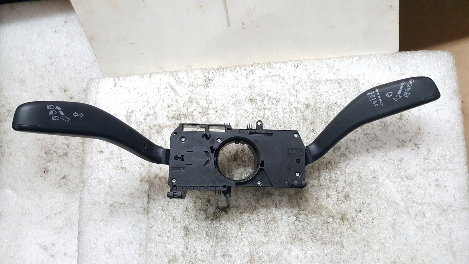 PRZEŁĄCZNIK ZESPOLONY ŚWIATEŁ VW UP, SEAT MII, SKODA CITIGO NR. 1S0953503C