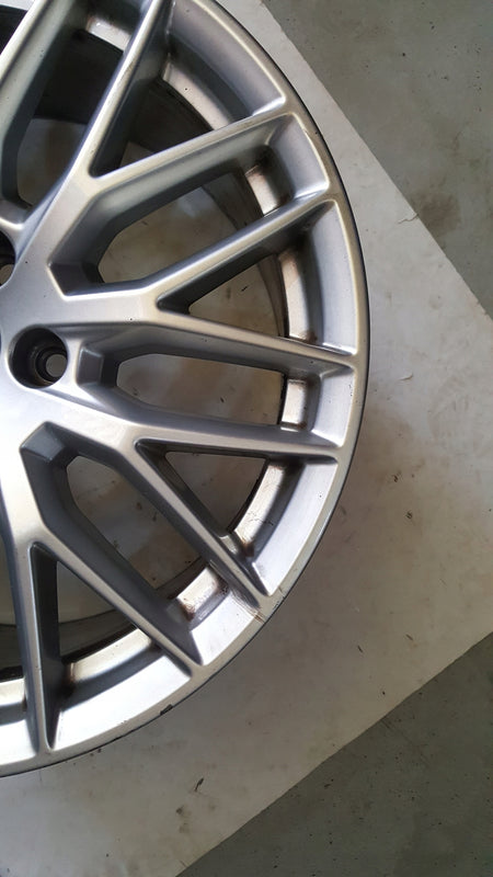 Felga aluminiowa Audi OE 8W0601025BB 8.0