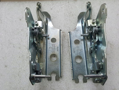 NOWE ORYGINALNE zawiasy maski L+P VW TOURAN 5TA823301D 5TA823302D