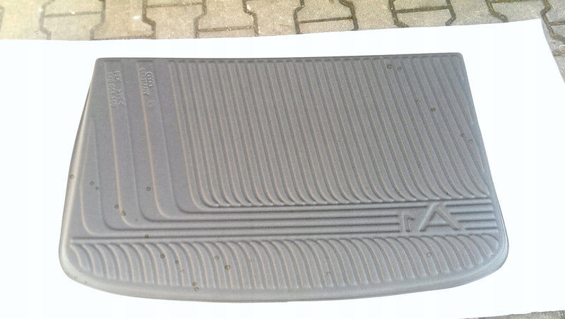 NOWA oryginalna mata bagażnika AUDI A1 8X0061160