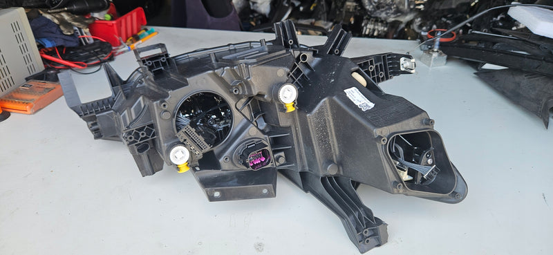 Le reflektor FUL LED Cupra Born 10F941007H 2023r