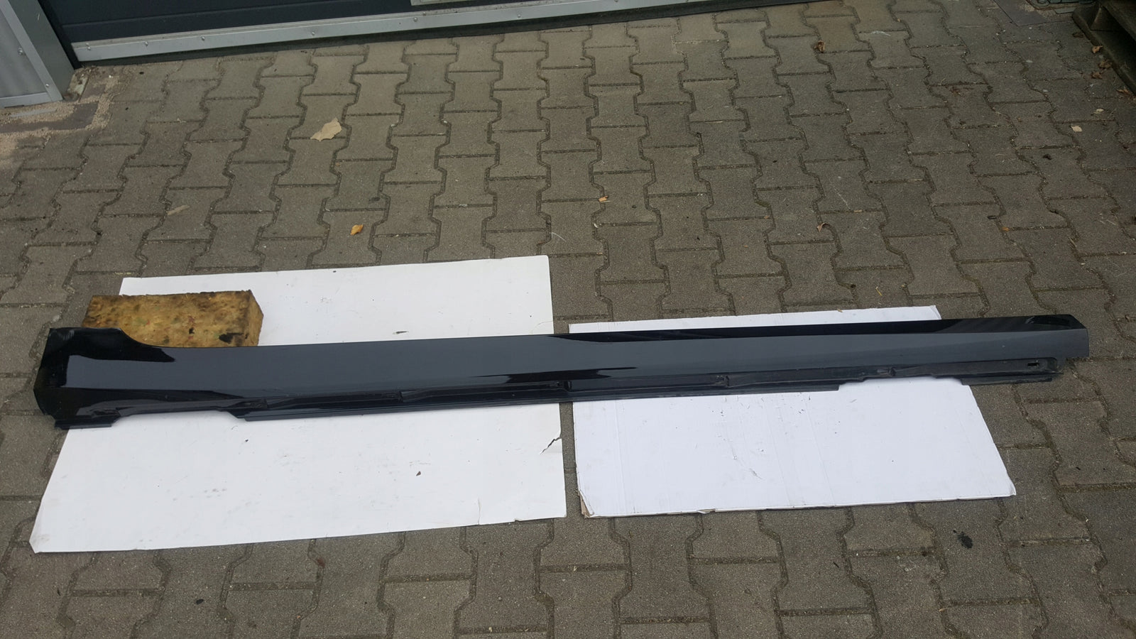 Listwa progowa prawa AUDI A6 (C8) 4K0853856 demontaż