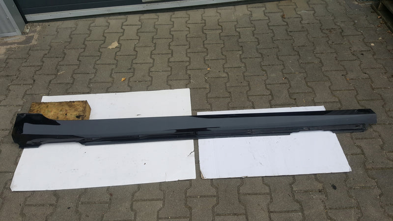 Listwa progowa prawa AUDI A6 (C8) 4K0853856 demontaż