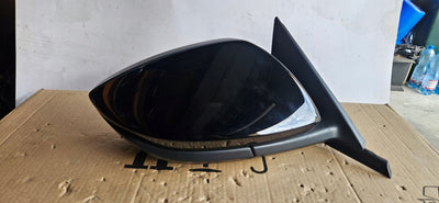 4KL857410T ideał LUSTERKO PRAWE AUDI E-TRON 14 pinów