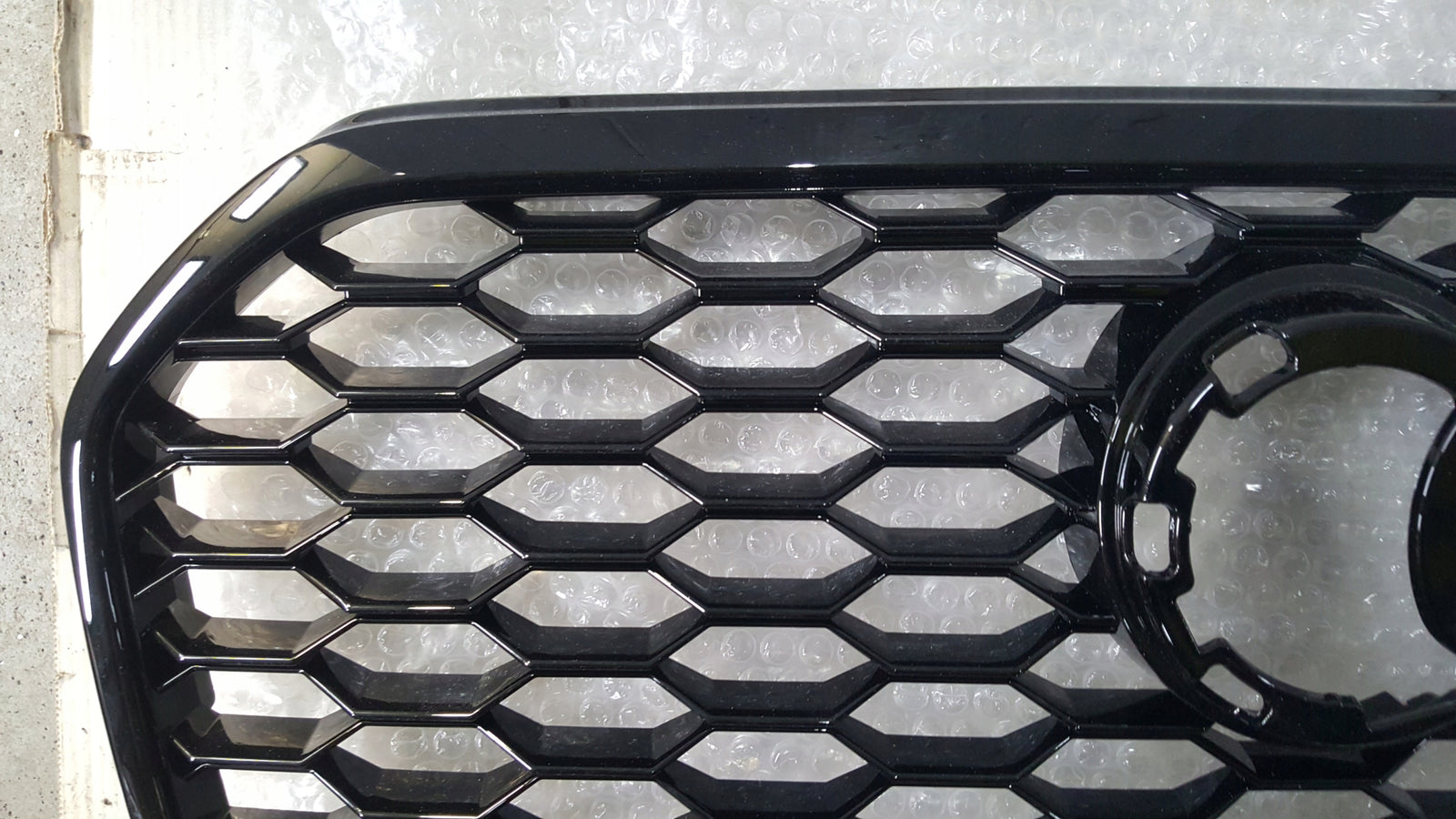 Atrapa grill AUDI A6 RS6 (C7) 4G0853653H / J NOWA ORYGINAŁ AUDI !!!!