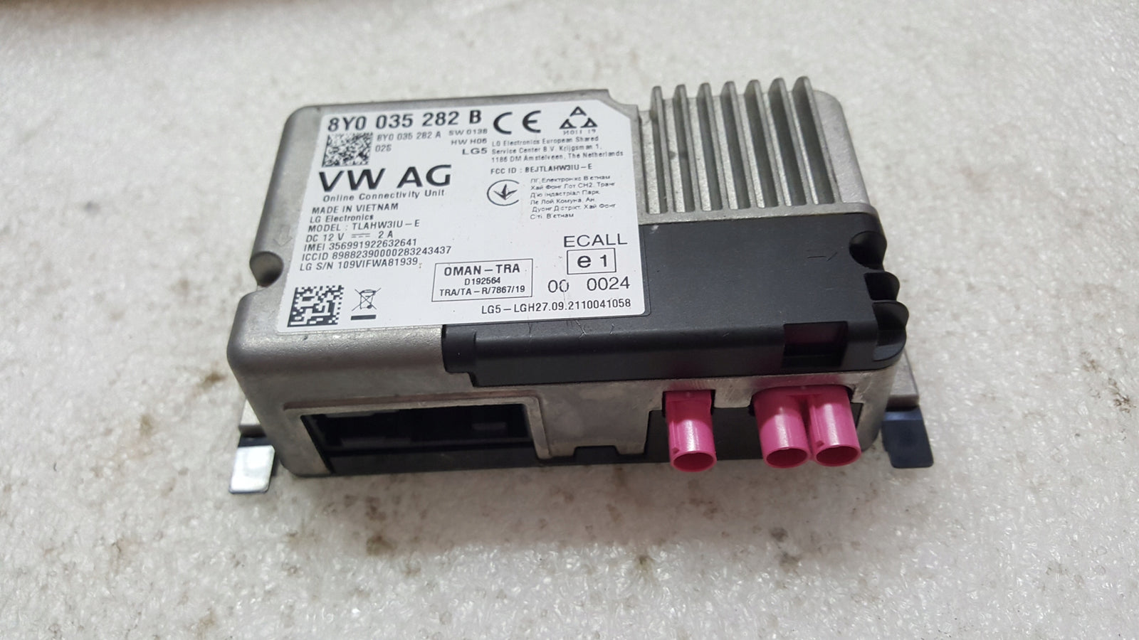 Sterownik usług online AUDI A3 8Y0035282B demontaż