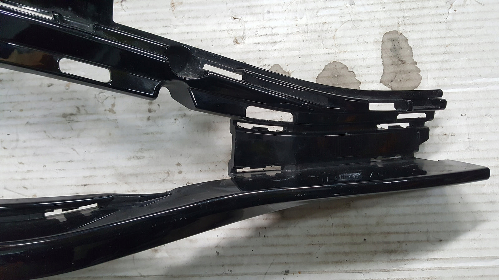 Kratka zderzaka LE przód VW PASSAT B8 R 3G0853793C