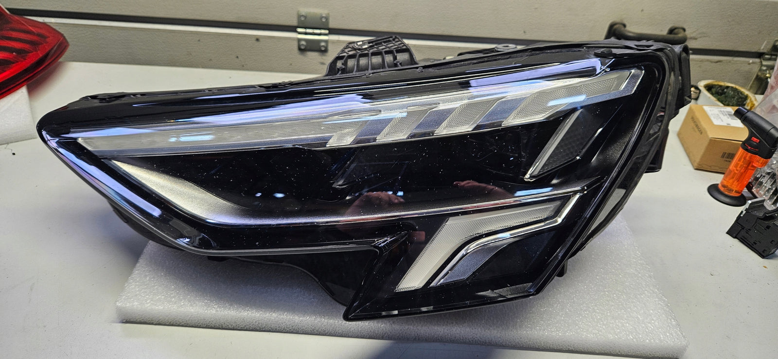 Le kompletny FUL LED Audi A3 8Y0941033 IDEAŁ 2022r
