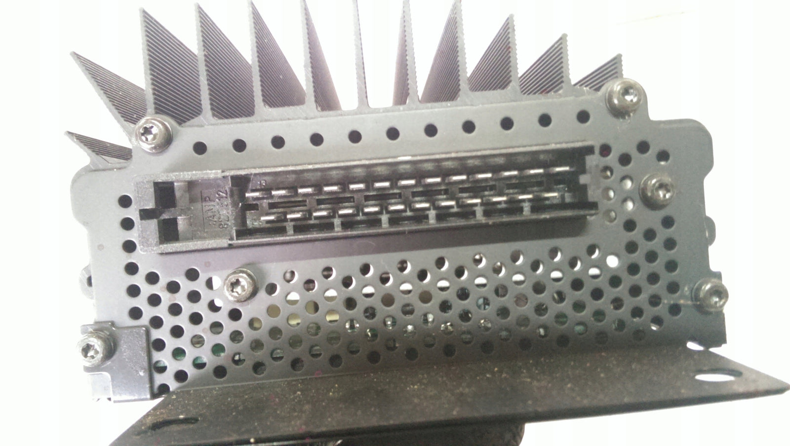 Wzmacniacz BOSE AUDI 4D0035225