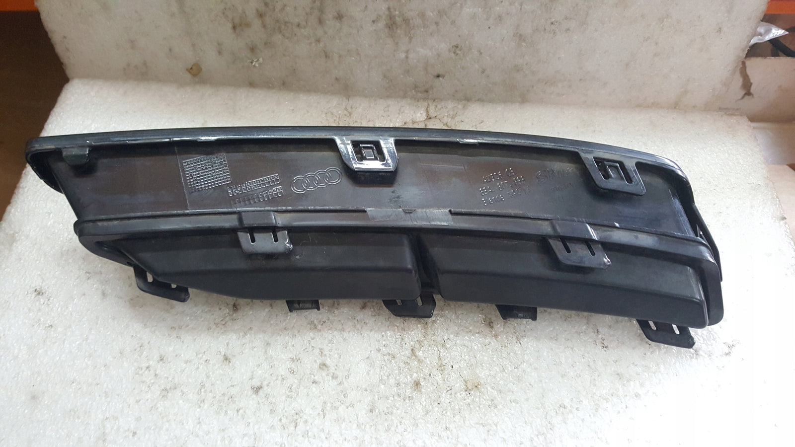 Atrapa zderzaka lewy tył AUDI Q3 II 83A807833
