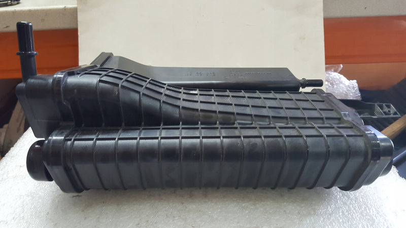 Filtr węglowy VW AUDI SEAT SKODA 5WA201801 demontaż
