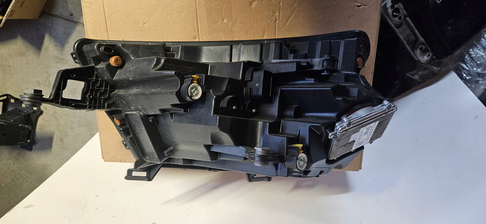 PR kompletny Full LED SKODA Kamiq 658941016D 2022r IDEAŁ