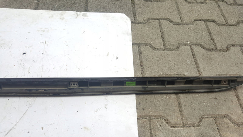 AUDI A1 II 82A LISTWA PROGOWA PRAWA S-LINE 82A853932A 5D 2019-