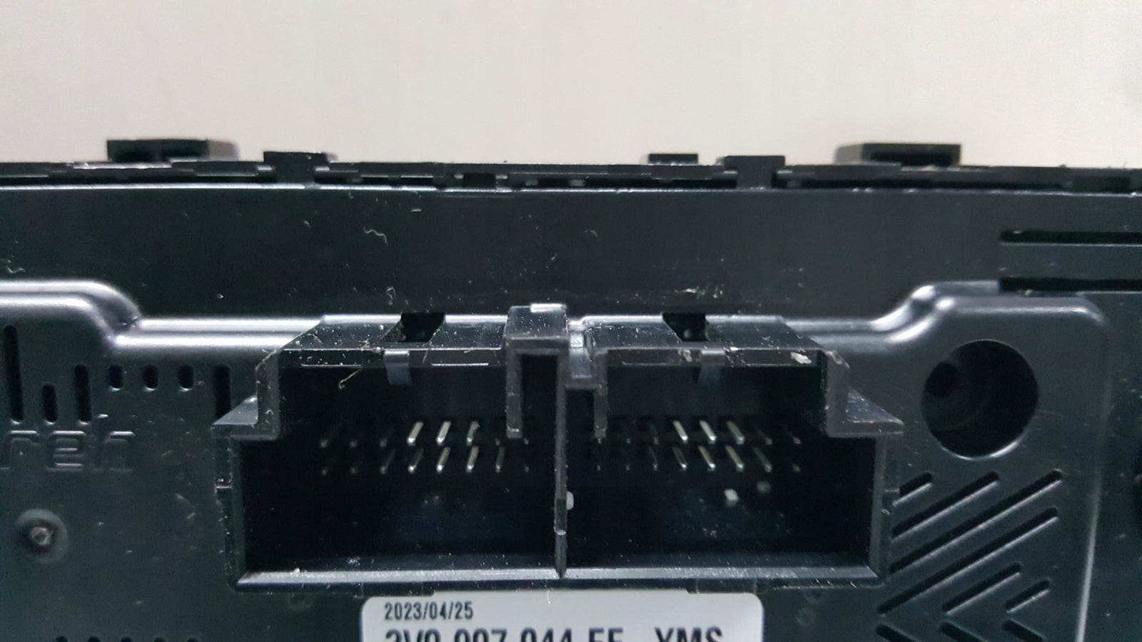 NOWY ORYGINALNY panel klimatyzacji SKODA FABIA III 6V0907044D