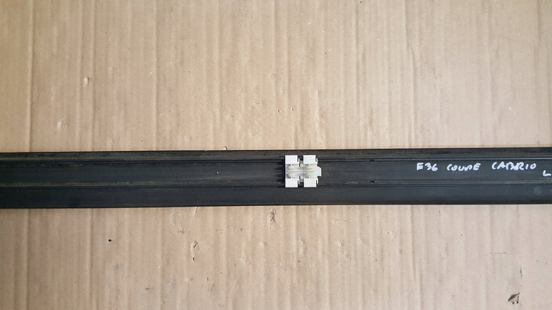 Listwa drzwi lewa BMW E36 Cabrio Coupe 51132253321