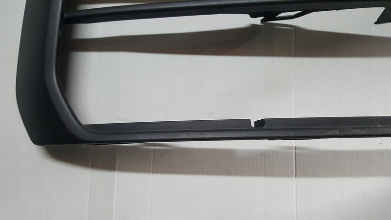 Kratka zderzaka prawy przód VW GOLF VII GTI 5G0853666P demontaż